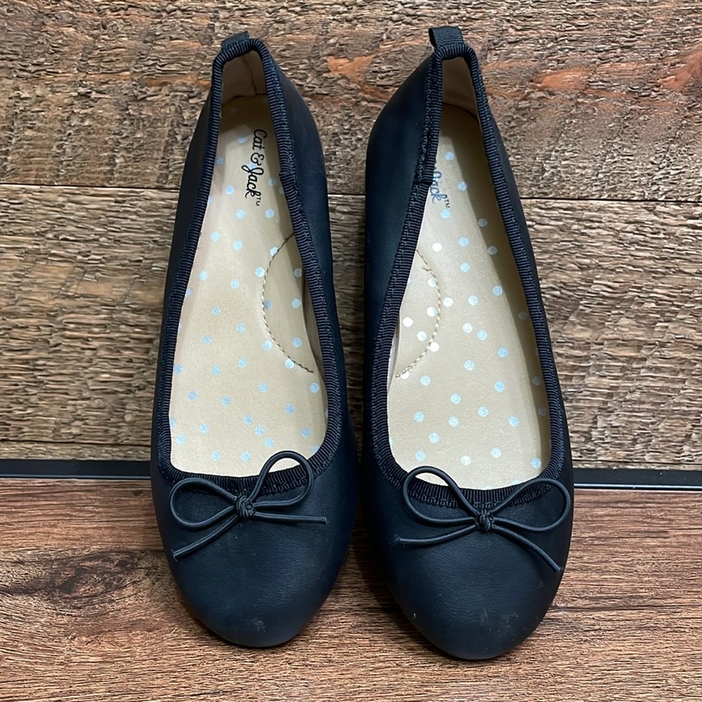 Cat & Jack Girls' Diana Slip-On Ballet Flats Black Size 13 PRICE FIRM/NO OFFERS - Picture 2 of 14